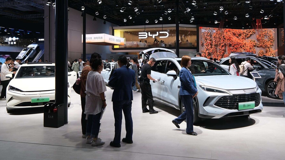 US-Canada Trade Dispute Over Chinese Cars