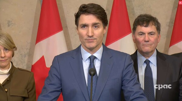 Trudeau Responds to Trump's Tariffs Amid Fentanyl Crisis