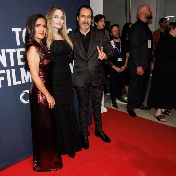 Анджелина Джоли представляет „Sin Sangre“ на TIFF