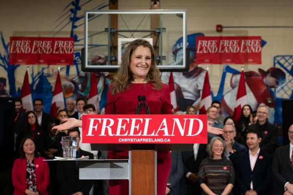Freeland Launches Campaign for Canadian Leadership