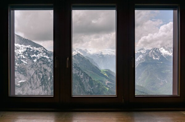 The Climate Imperative: Why Edmonton Homeowners Demand the Best in Window Replacement